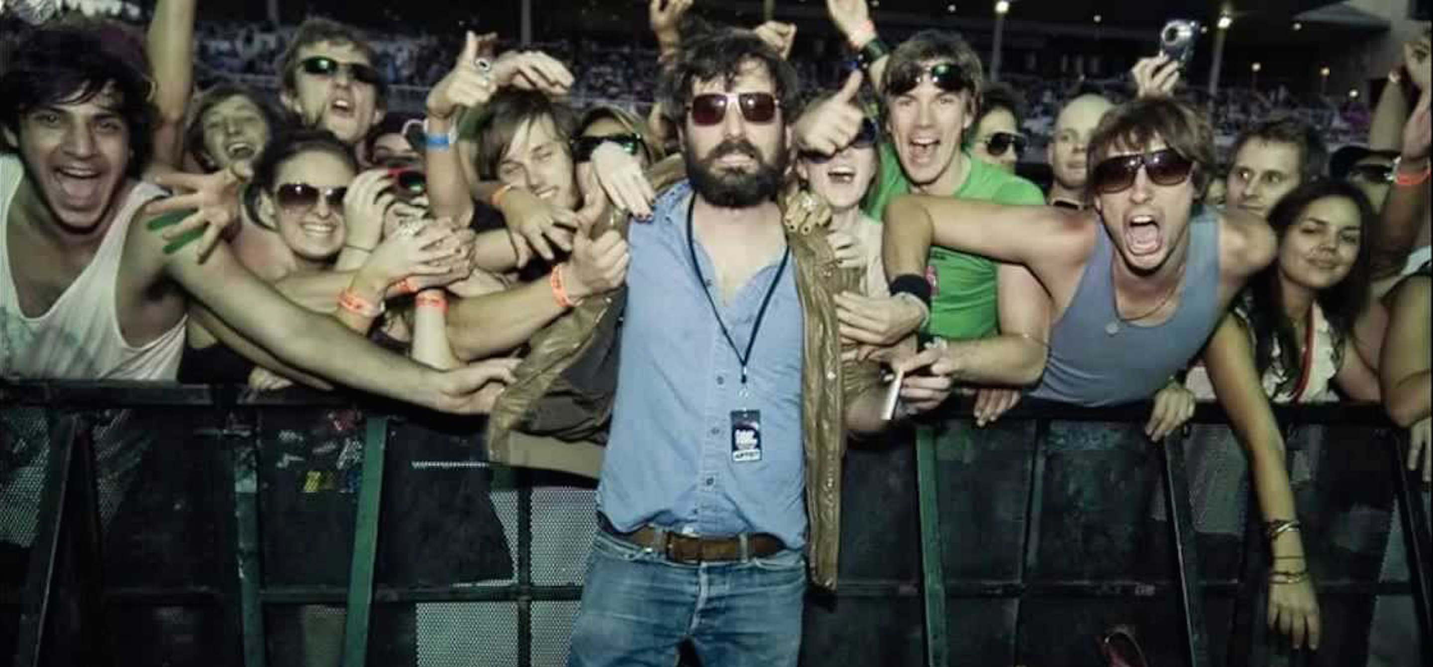 Mr Ozio with the crowd