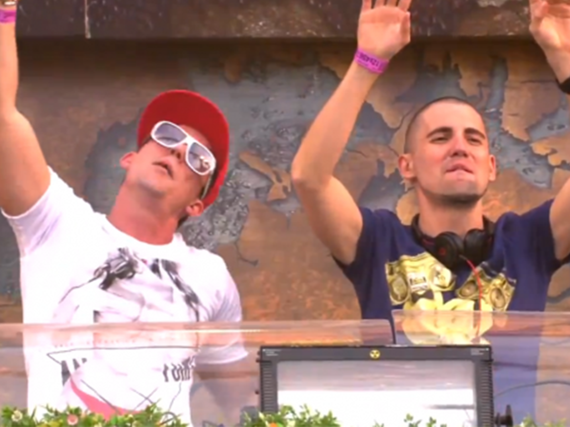 Dimitri Vegas and Like Mike Dj'ing