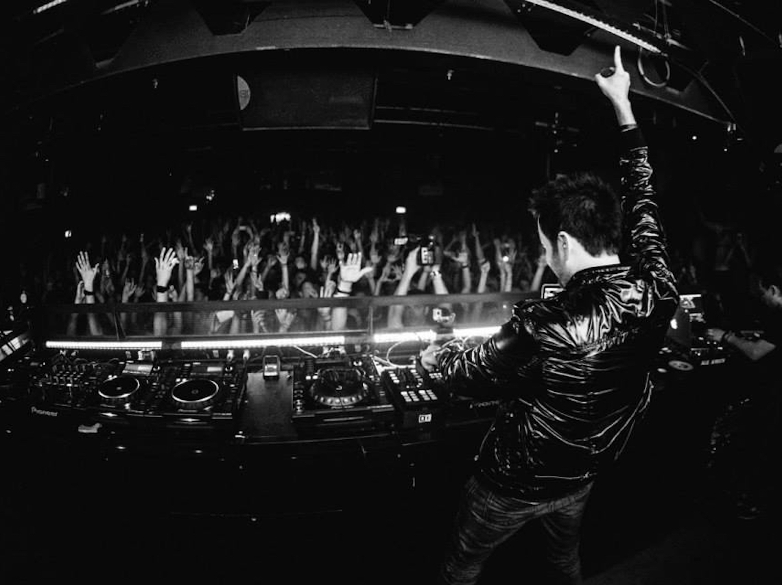 Gareth Emery DJ at Ministry of Sound London